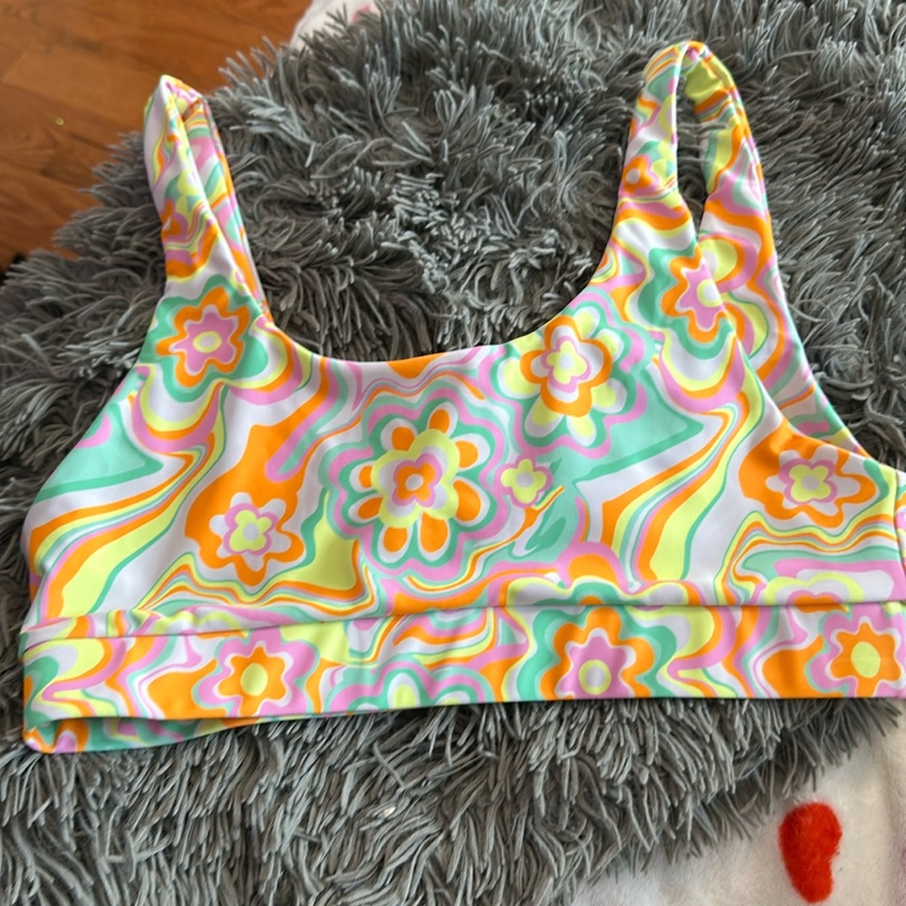 Kulani Kini’s bikini top